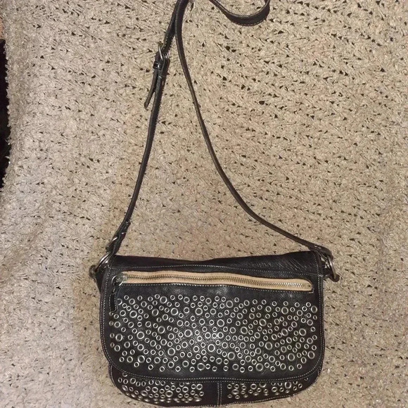 GIANNI CHIARINI-Black Leather Fold Over-Grommets/Studs-XBody/Shoulder-Excellent - Picture 1 of 8